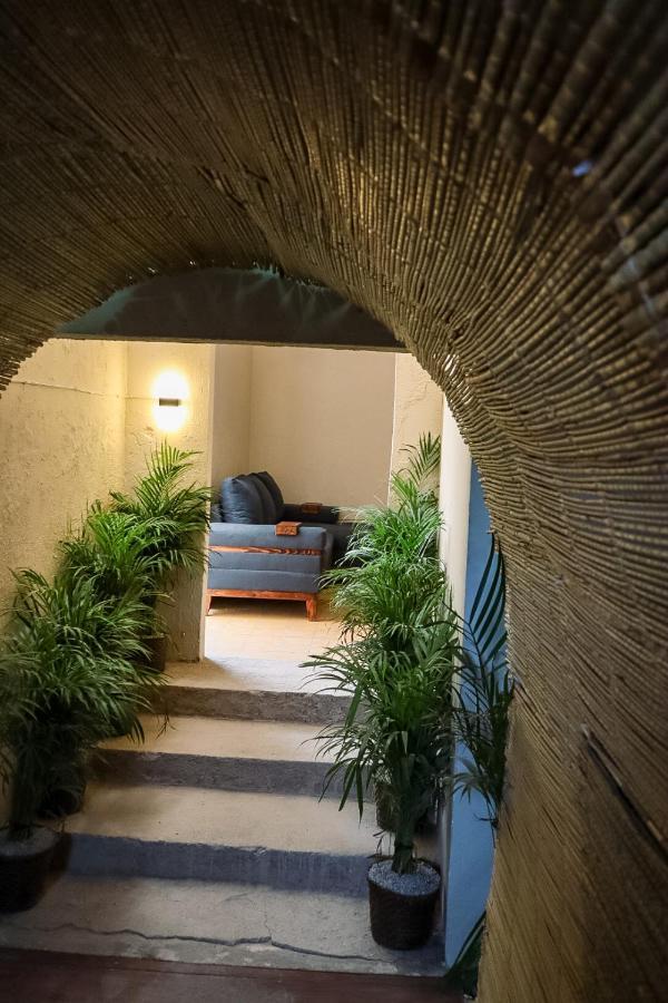 Real Santuario Aparthotel Guadalajara Bagian luar foto